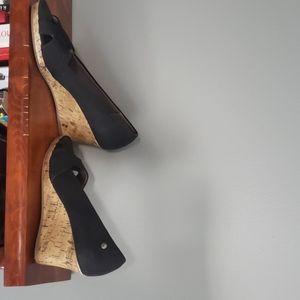 Black Wedge with Soft System for comfort